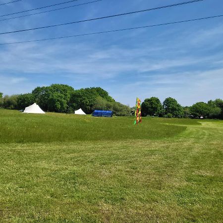 Dorset Glamping Fields Hotel Corfe Mullen Eksteriør billede